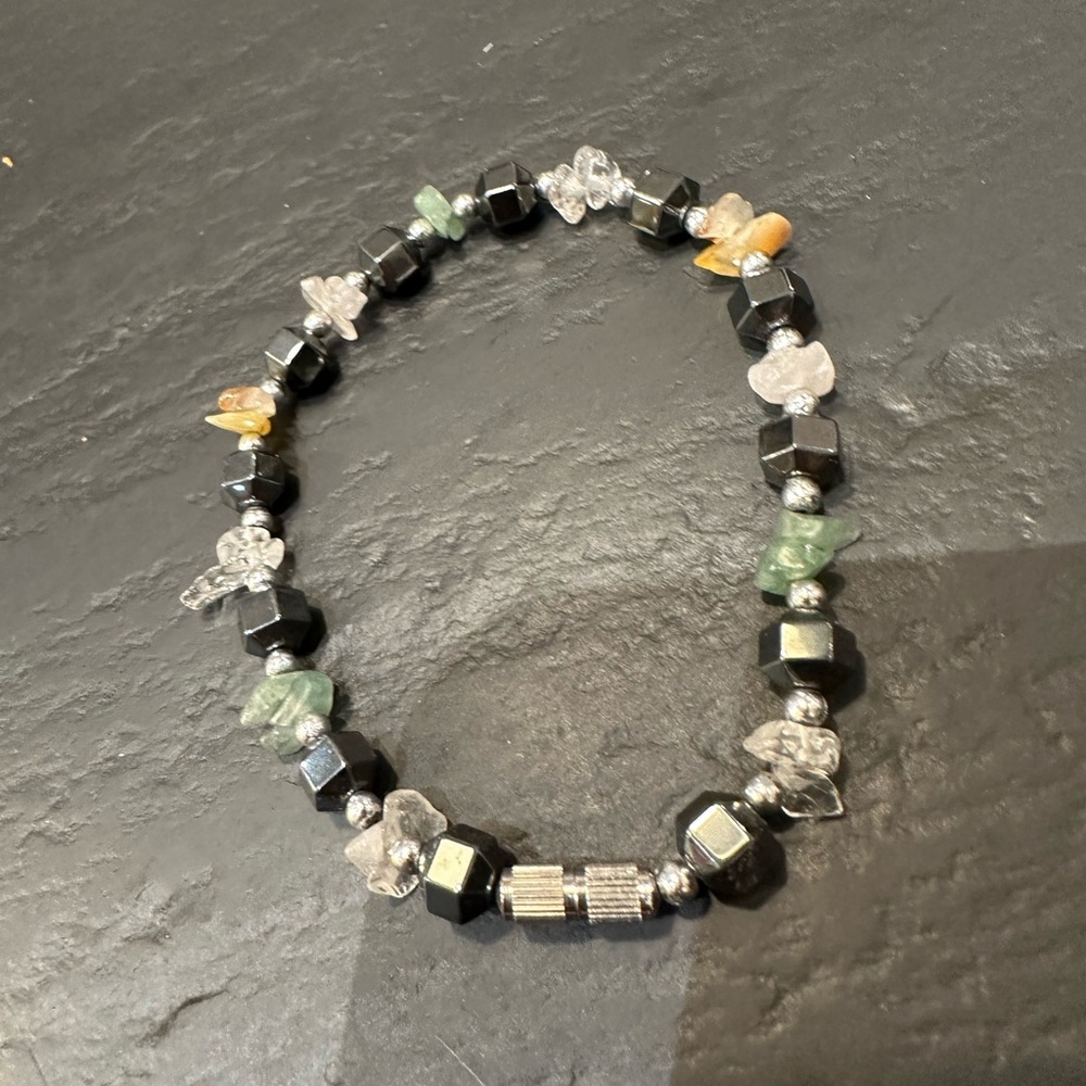 Bracelet. Stone